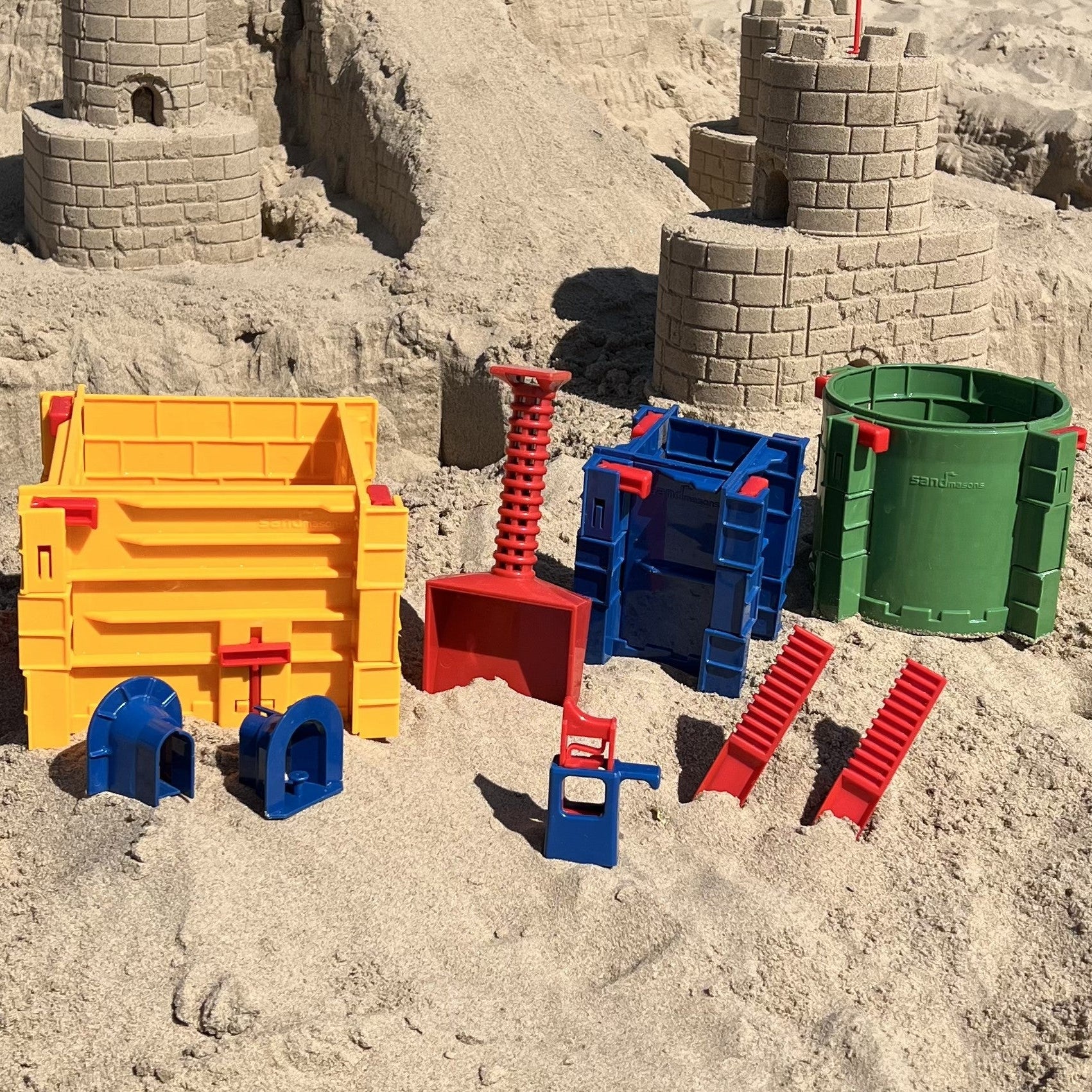 Sandmasons Journeyman Sandcastle Kit. Medium-size interlocking form set for building sand and snow castles.
